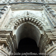 Naldanga Temple Vishnu 01